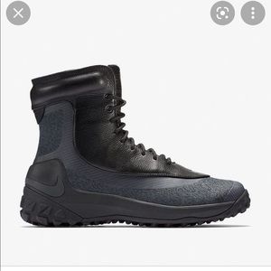 Women Nike Zoom Kynsi Jacquard boots
